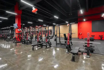 West Gym – Park Maxx