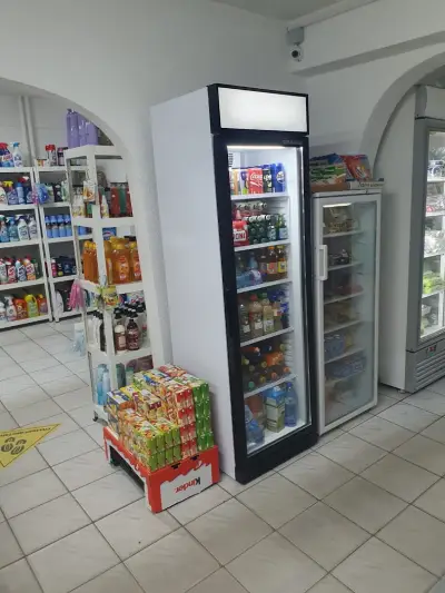 Хранителен Магазин Италия Зад Ъгъла