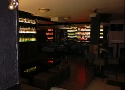 Бар Past Perfect Tense / Дискотека в Кюстендил/ Нощен Клуб/ Night Club/ Bar/ Disco