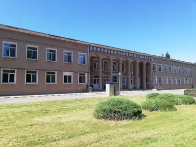 Сграда за процедури и настаняване към СБР-НК Павел баня