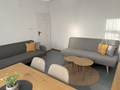 Апартамент за нощувки "Златен век" (Holiday rental "Zlaten vek")