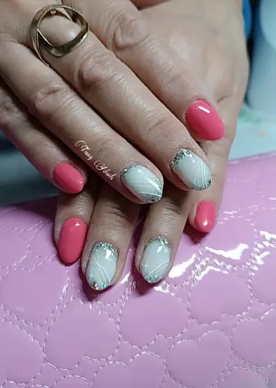СТУДИО ЗА МАНИКЮР TANQ NAILS