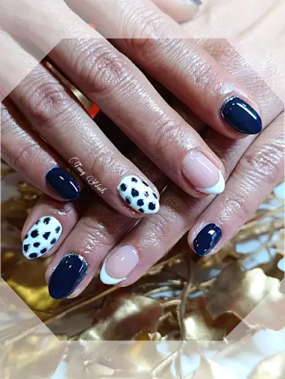 СТУДИО ЗА МАНИКЮР TANQ NAILS