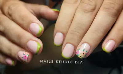 Студио за маникюр ДИА (Nails studio DIA )