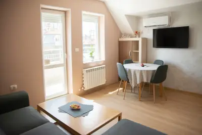 MDM Guests Apartments CITY CENTRE Doyran 7a str Апартаменти за гости