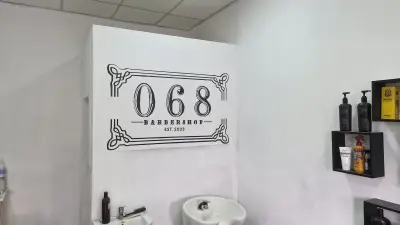 068 Barbershop