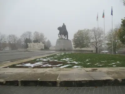 Паметник на Хан Аспарух