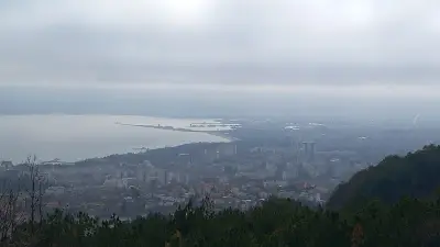 Гледката до телевизионната кула