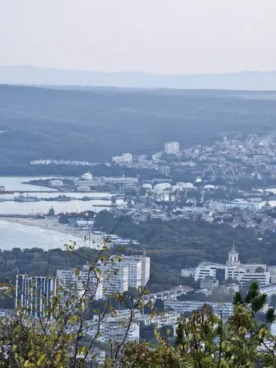 Гледката до телевизионната кула