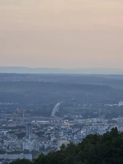Гледката до телевизионната кула