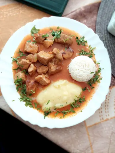 Avuza