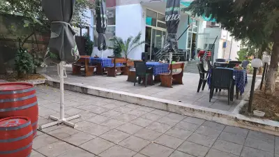 Avuza