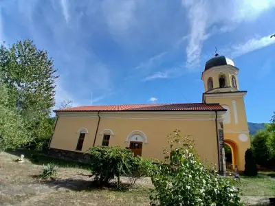 Храм „Св. Атанасий Велики“