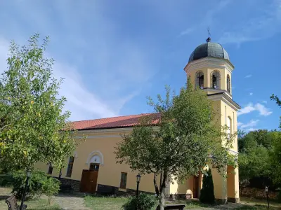 Храм „Св. Атанасий Велики“