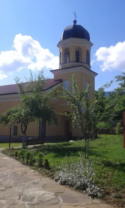 Храм „Св. Атанасий Велики“