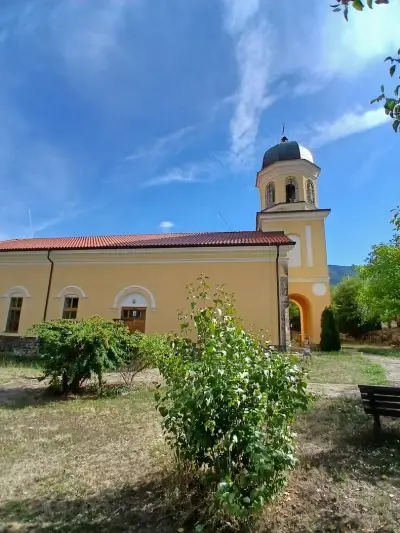 Храм „Св. Атанасий Велики“