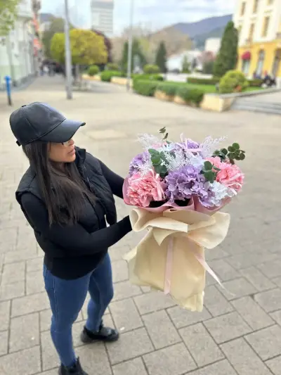 Бутик за цветя Флоранс Цветарница
