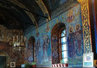 Храм "Св. Теодор Тирон"