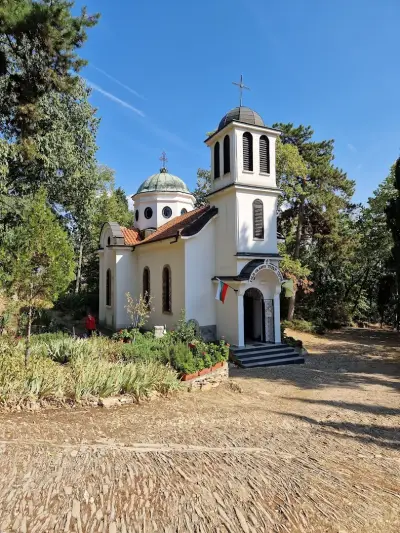 Храм "Св. Теодор Тирон"