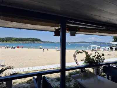 Teos