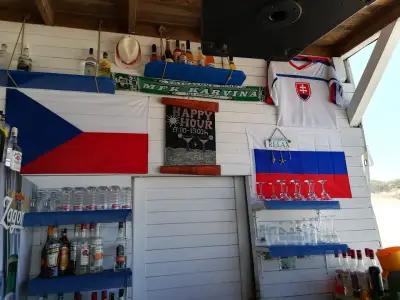North Beach Bar & Food