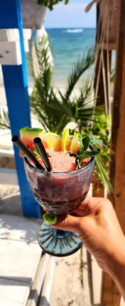 azzaiia beach bar