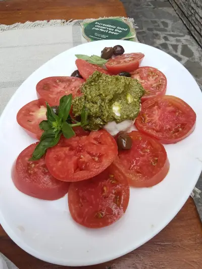 Cafe-aperitiv Toko