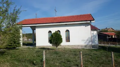 Храм "Св. Петка Търновска"