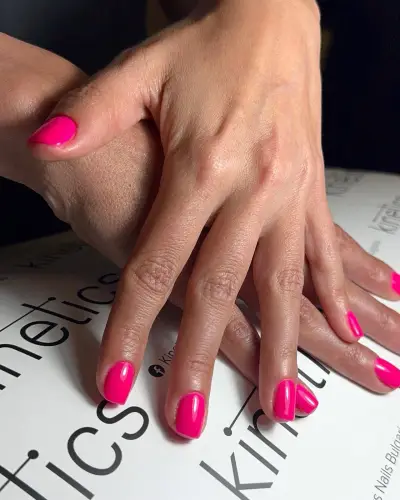 Nails Room