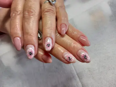 Daisy NAIL CARE
