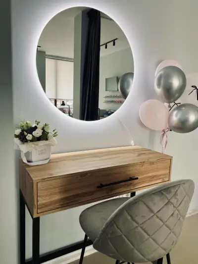 NAIL STUDIO LAKOM POMAZANO