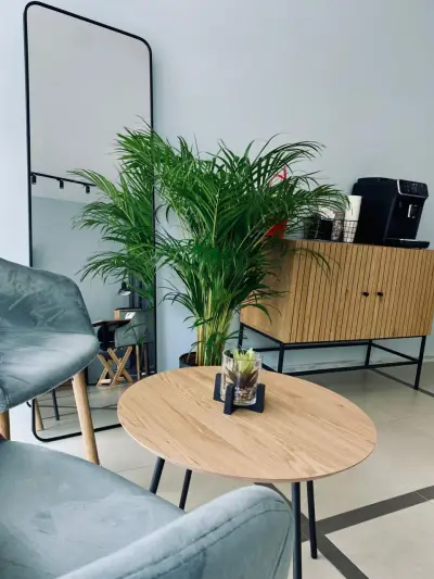 NAIL STUDIO LAKOM POMAZANO