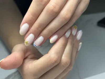 KAMELLIA ZLATEVA manicure