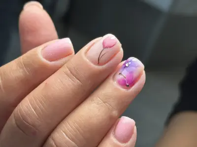 KAMELLIA ZLATEVA manicure