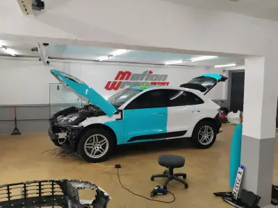 Motion Wrap and Tint