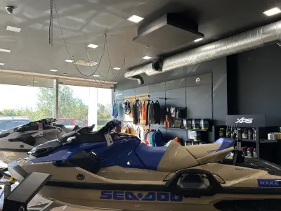 ВЕНИС МАРИНА ЕООД
