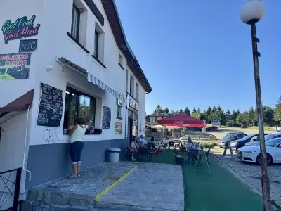 Restaurant &Cafe “SELECT FOOD”