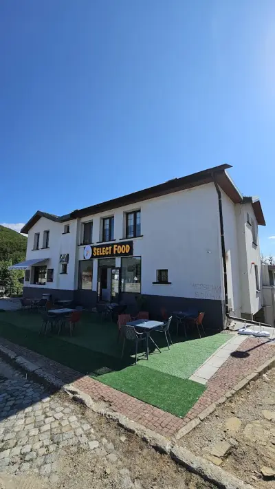 Restaurant &Cafe “SELECT FOOD”