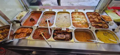 Кутийката