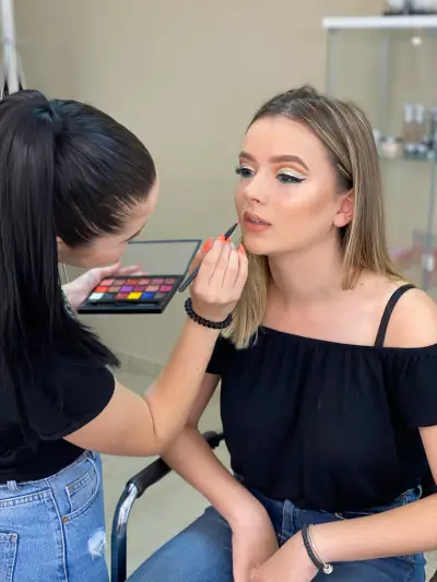 Професионален Грим гр. Бургас - Jasmina Parapanova Makeup Studio