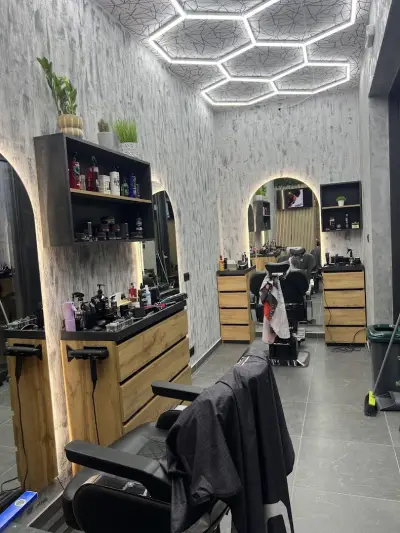 Double M Barbershop