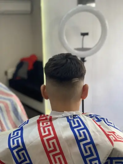 Barber Shop Golden Monkey