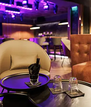 Canto Bar / Бар-дискотека в Банско