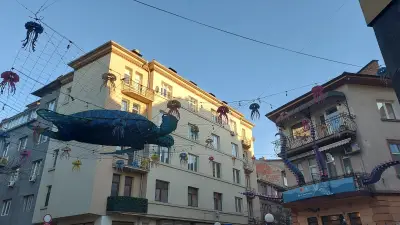 Малките Пет Кьошета (пл. „Юрий Буков“)