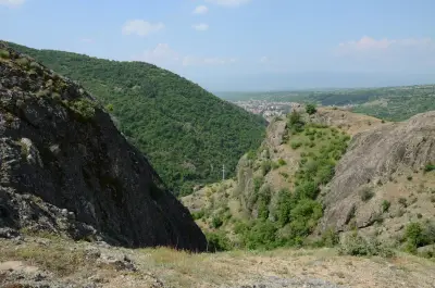 Скално светилище “Кръста”