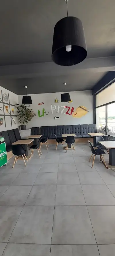 La Pizza - Кърджали
