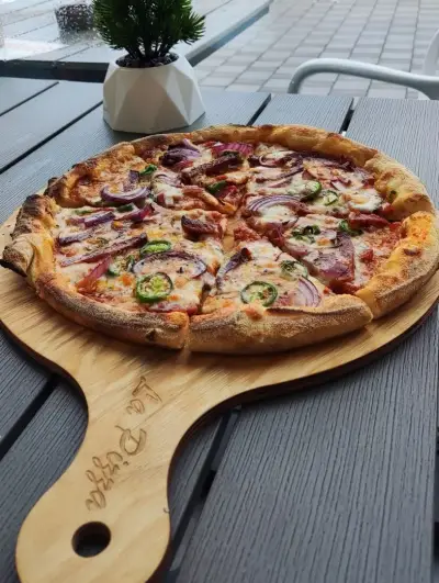 La Pizza - Кърджали