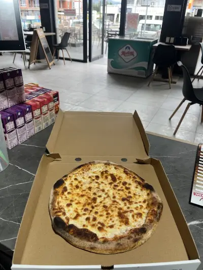 La Pizza - Кърджали