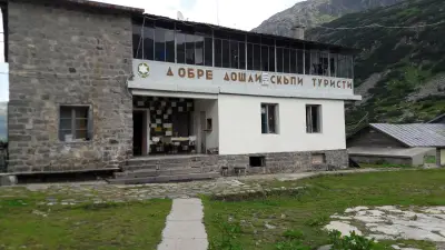 Хижа „Рибни езера“