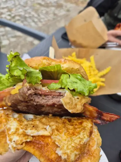 Бургер бар "Hell's burger"
